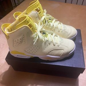 Jordan 6 retro dynamic yellow floral